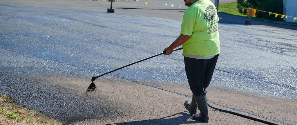 Sealcoating Pineview Apartments